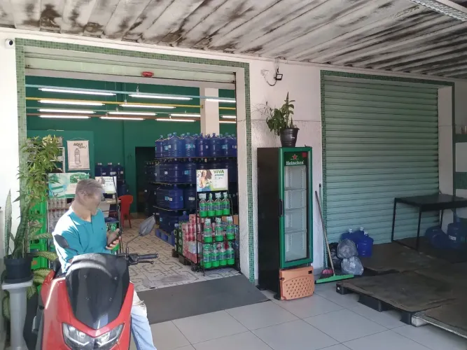 Distribuidora de Água em bairro nobre da Zona Oeste de SP. Ref: 2396