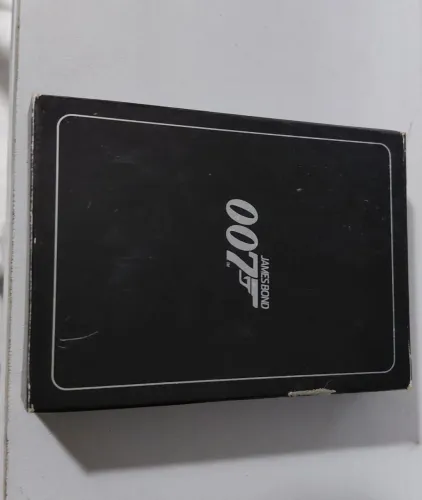 Jogo de Cartas (Baralho) - James Bond 007