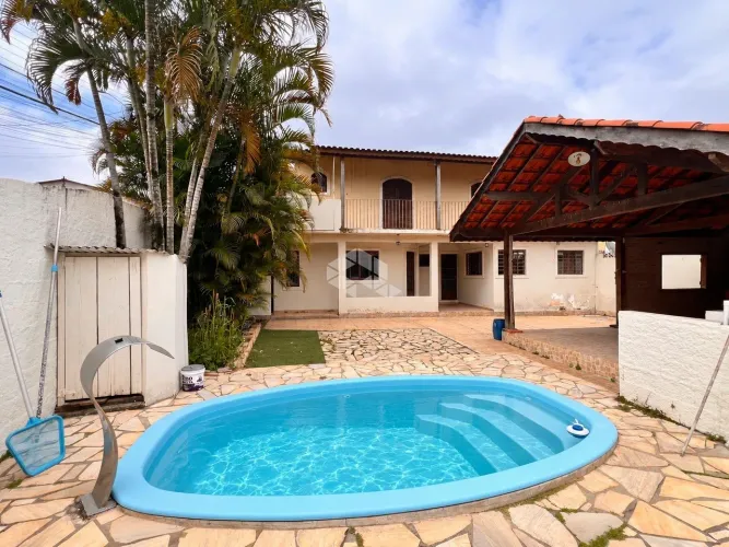 Casa com 03 dormitórios à venda por R$ 650.000,00 - Jardim Henrique Martins - Mairiporã/SP