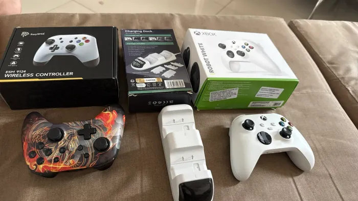 Vendo controle original Xbox + carregador duplo Xbox + Brinde