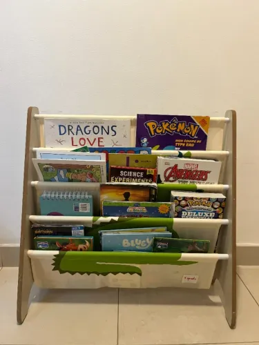 Estante Livros Infantil Montessori 4 Bolsos