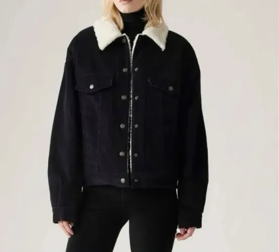 Jaqueta Jeans Levi's® 90's Sherpa Trucker Preta