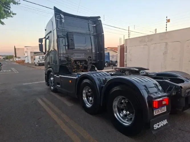 Scania R completo 2022
