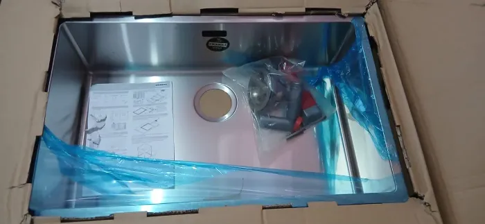 Cuba Franke Linea De Embutir e Sobrepor 70x40cm Em Aço Inox Com Válvula 4,5" 18544