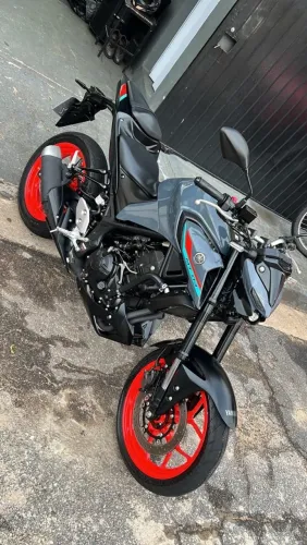 MT03 321cc ABS Storm fluo