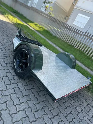 Reboque para quadriciclo diferenciado premium 