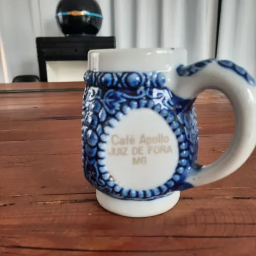 Caneca em porcelana Cafe Apolo /Ascomcer /Casa da Amlizade / Fwstival de Queijos e Vinhos 