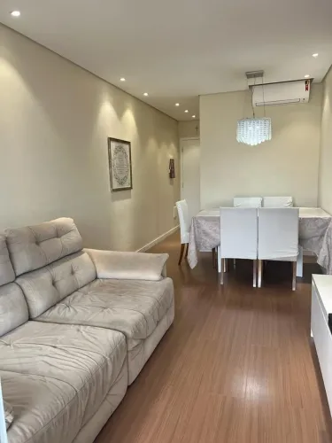 Apartamento à venda 3 quartos (1 suíte) 2 banheiros e 2 vagas na garagem - 82m2