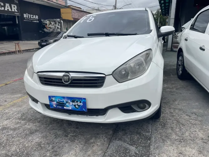 Fiat Grand Siena Tetrafuel 1.4 EVO F. Flex 8V 2016