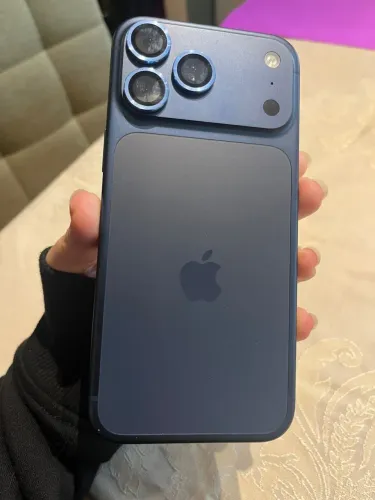 iPhone 17 pro Max 246gb