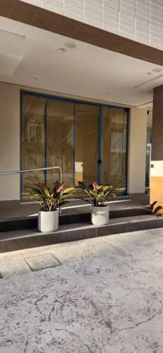 Locação comercial - Sala Térrea com 65m² e 1 vaga de garagem - Balneário Camboriú