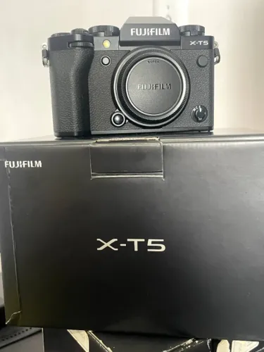 Fujifilm X-T5