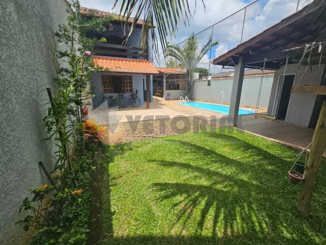 Sobrado com 3 dormitórios à venda, 250 m² por R$ 700.000,00 - Jardim Jaqueira - Caraguatat