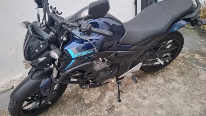 Aluguel fz15 nova!