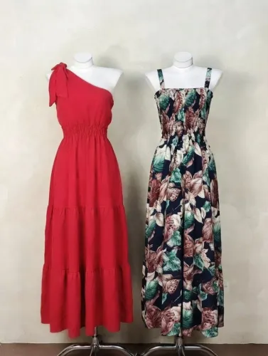 2 vestidos longos femininos - Seminovos