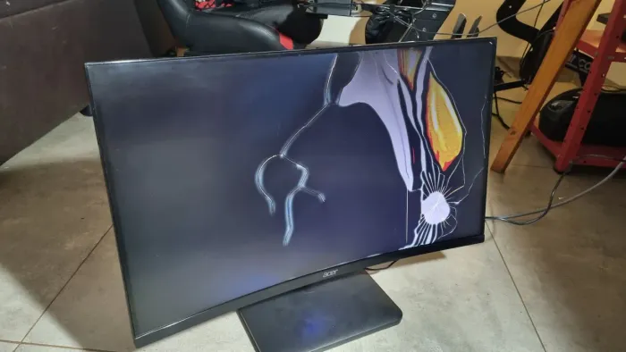 Monitor Acer ED270R - Tela quebrada