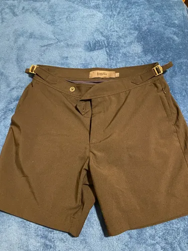 Short de praia alfaiataria Oficina Reserva 38 preto