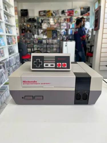 CONSOLE NINTENDINHO 8 BITS (NES) (EUR) SEMINOVO - NES
