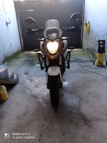 Vendo ou troco NC 750X 2015