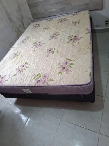 Cama box casal