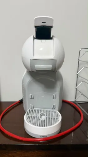 Cafeteira Nescafe Dolce Gusto - Mini Me - 220V 