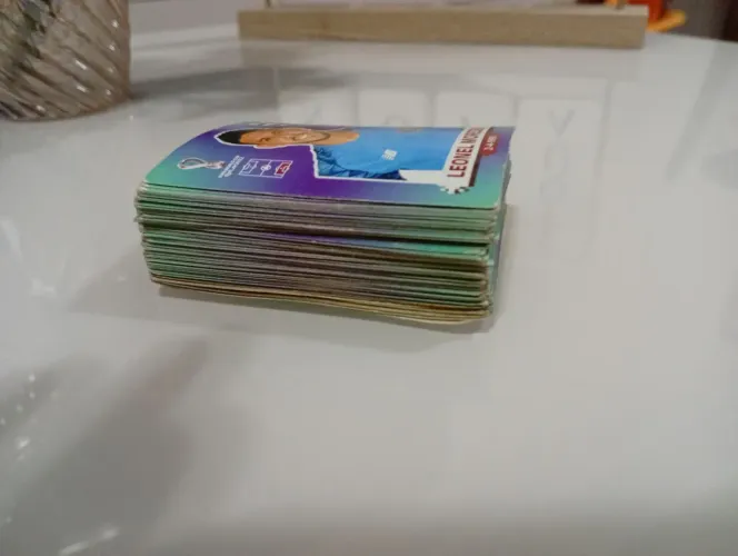 97 figurinhas da Copa do Mundo de 2022