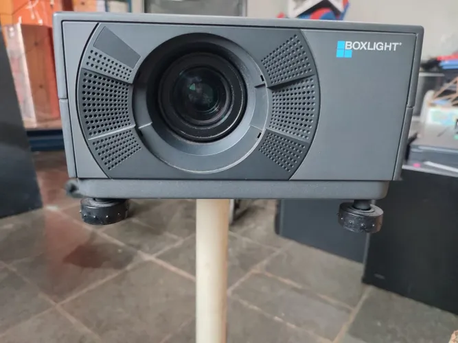 Projetor Boxlight CP-7t