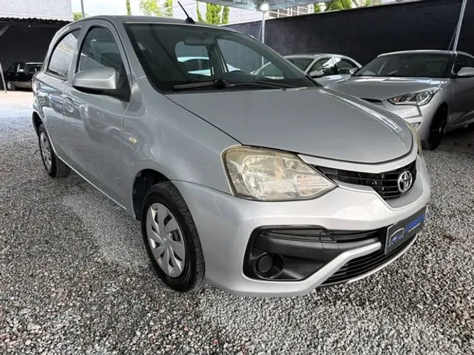 Toyota Etios XS 1.5 Flex 16V 5P Mec. 2018