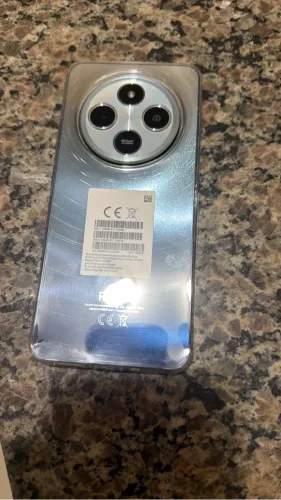 Vendo celular 14 c 256g