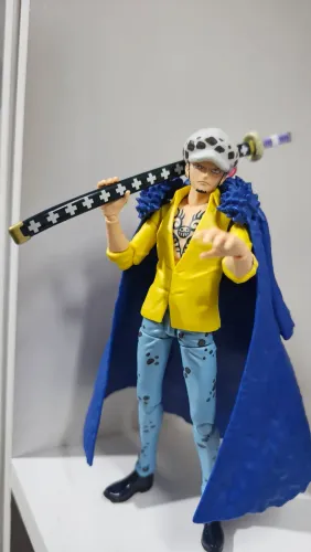Law S.H.Figuarts 
