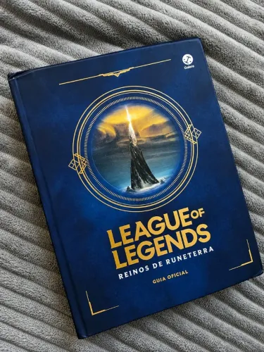 League of Legends: Reinos de Runeterra - Guia Oficial