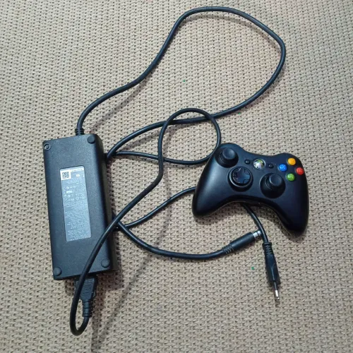Fonte e controle original Xbox 360