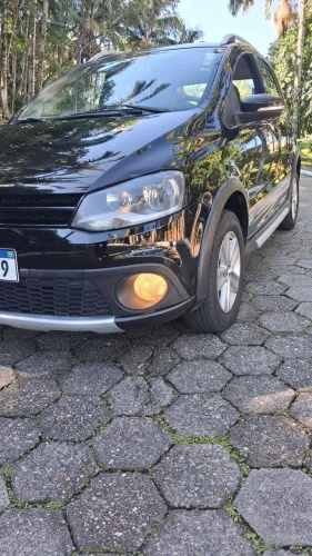 Volkswagen Crossfox 1.6 MI Total Flex 8V 5P 2011