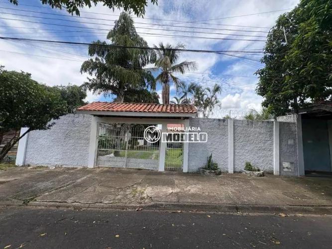 Chácara com 2 dormitórios para alugar, 405 m² por R$ 2.500,00/mês - Jardim São Francisco -