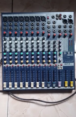 Mesa de som Soundcraft Efx8 + efeitos Lexicon