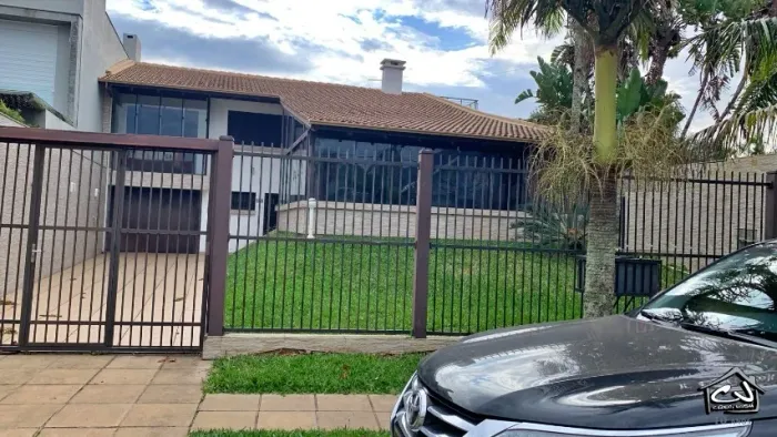 Réveillon 2027 - Casa c/ 5 Quartos (AR) - C/ Piscina - Praia Grande - 1 Quadra Mar