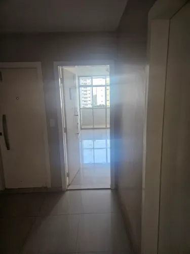 Aluga apartamento 3Q com suíte Setor Oeste