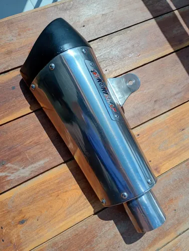 Ponteira esportiva para moto de alta cilindrada