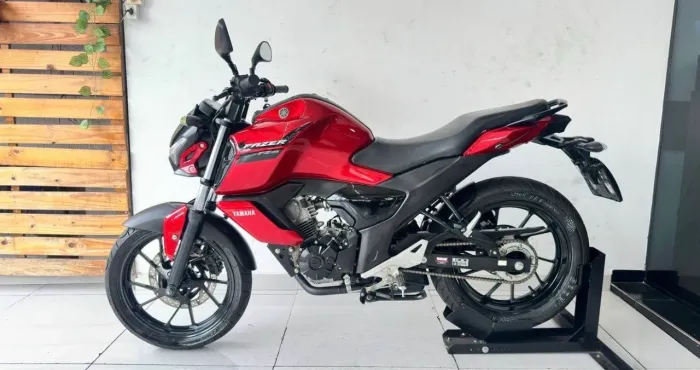 Yamaha FZ 15