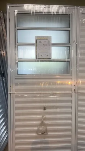 Porta de alumínio BRANCO 80cm BASCULANTE - PROMOÇÃO