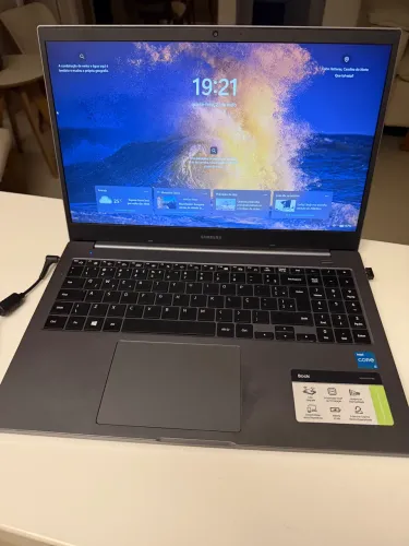 NOTEBOOK SAMSUNG CORE I 3