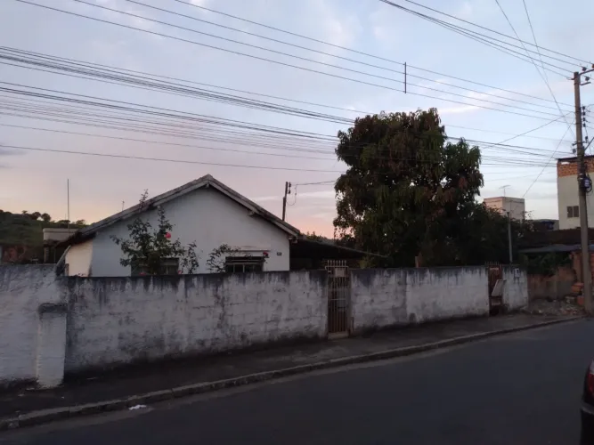 Vende-se terreno 