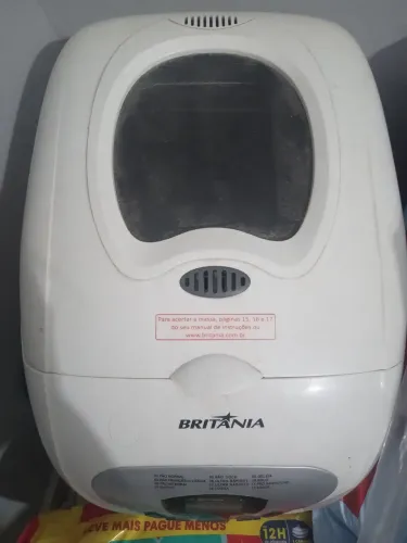 Máquina de pão Britânia