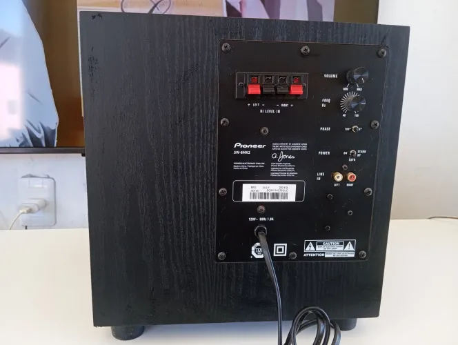 Caixa Subwoofer Pioneer Andrew Jones