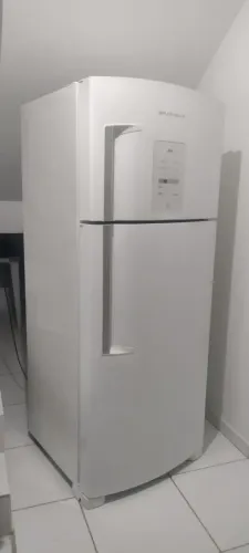 Geladeira Brastemp Frost Free muito conservada 