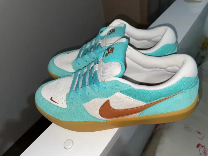 Tênis Nike SB Force 58 Azul Turquesa