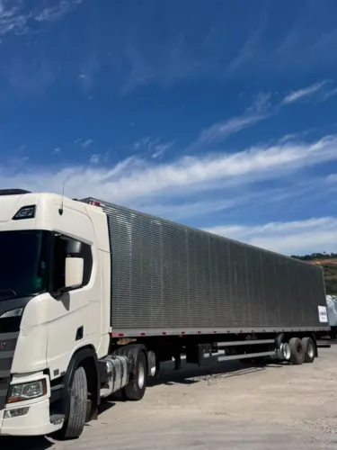 Locação: Carreta 0 Km