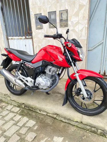 Moto muito nova
