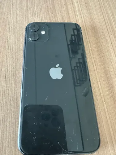 iPhone 11 usado
