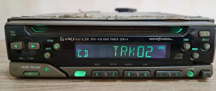 Pioneer DEH 436 CD player